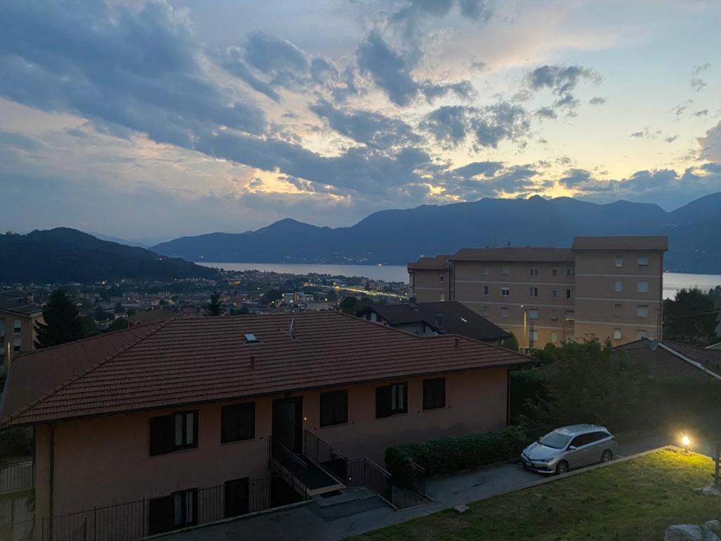 Hygge Holiday House Luino Kültér fotó